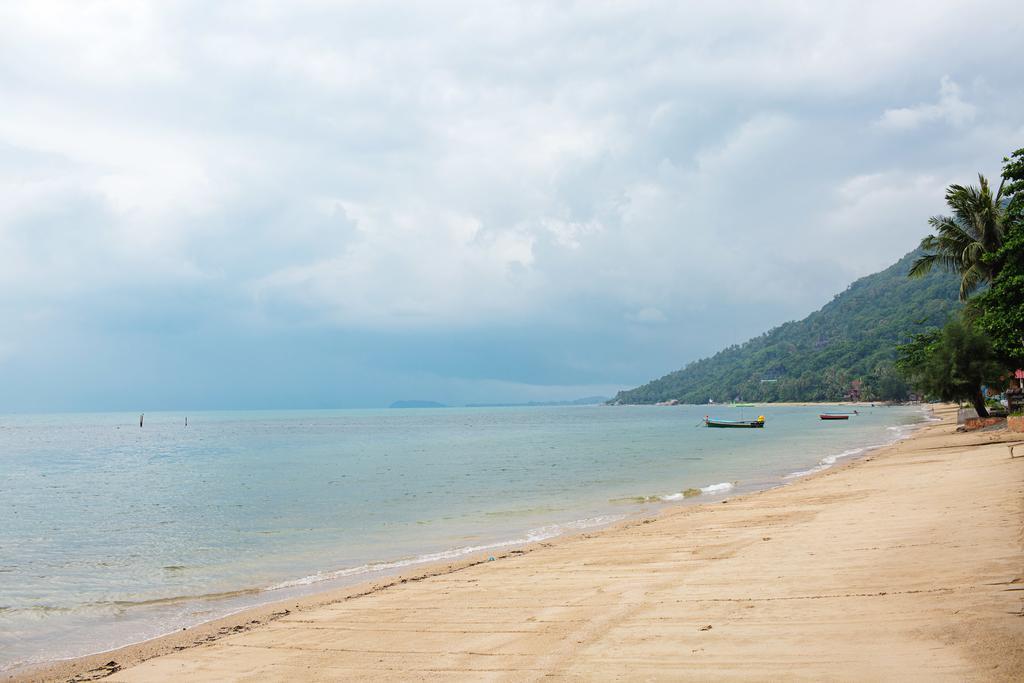 Buri Beach Resort Koh Phangan Exteriör bild